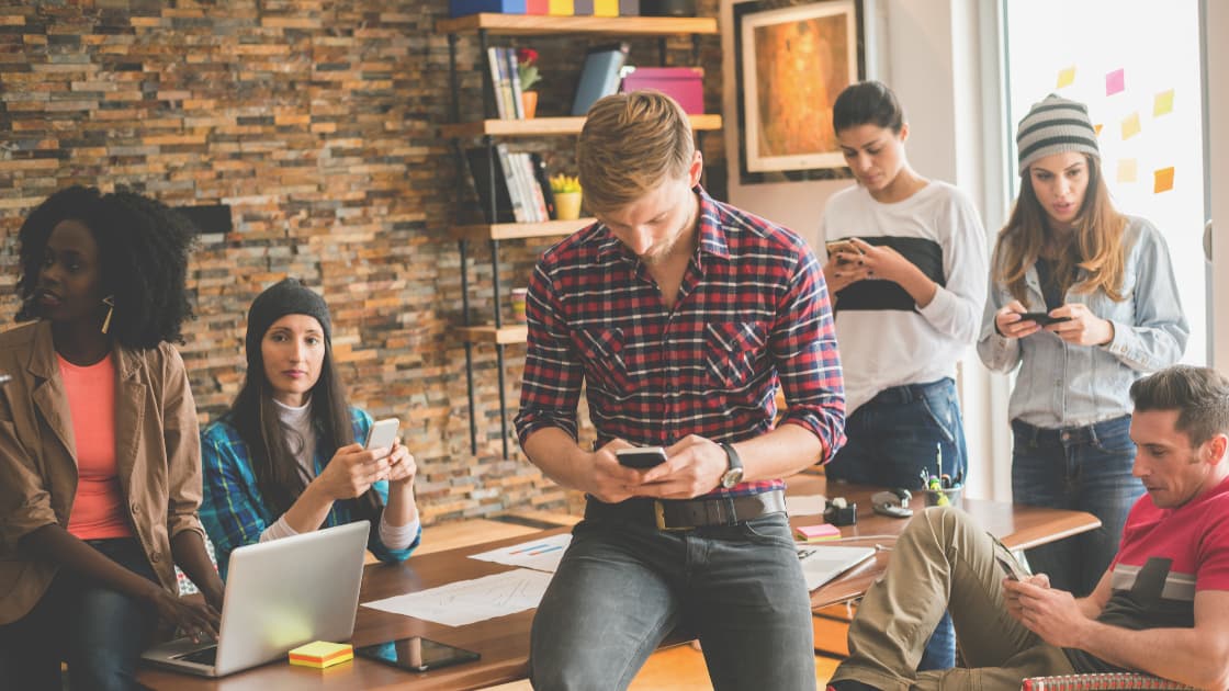 10 Reasons to Choose Crowd Testing Over In-House Developer Testing
